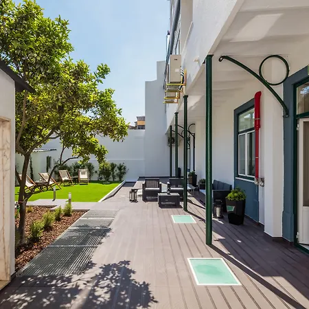 Vila Garden Guesthouse-3